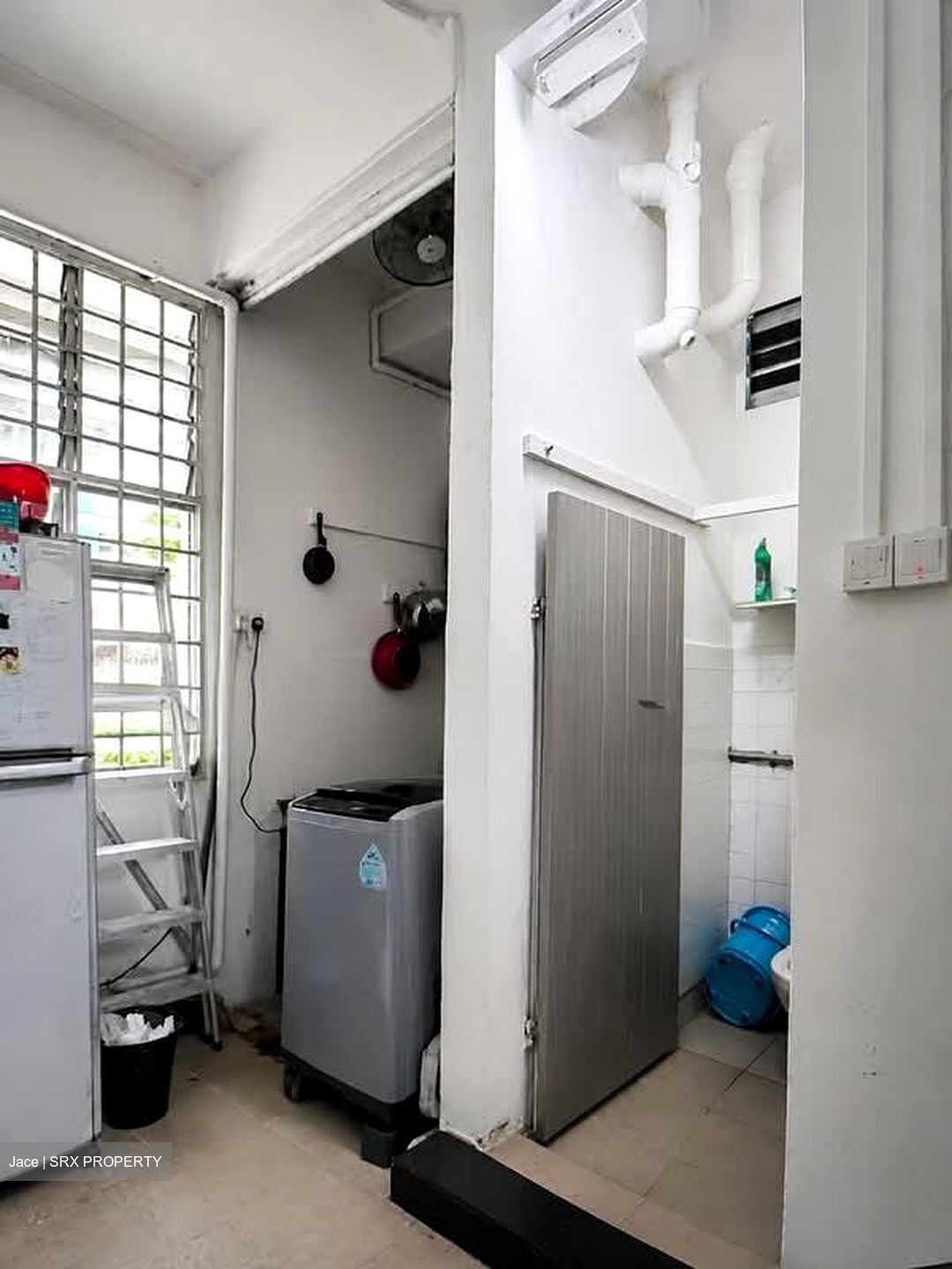 Ang Mo Kio Avenue 1 (D20), Shop House #558395001